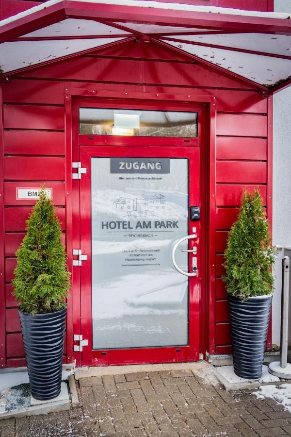 Hotel Am Park Райхенбах-ім-Фогтланд Екстер'єр фото
